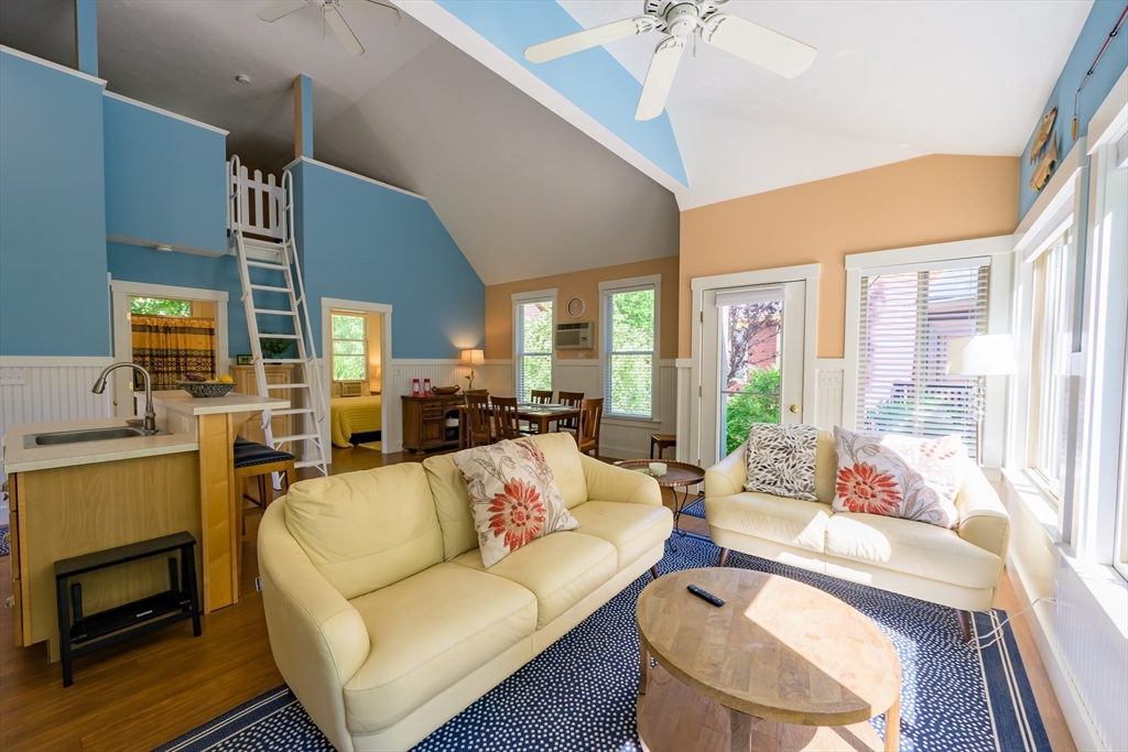 39 Whispering Pines Rd # 39