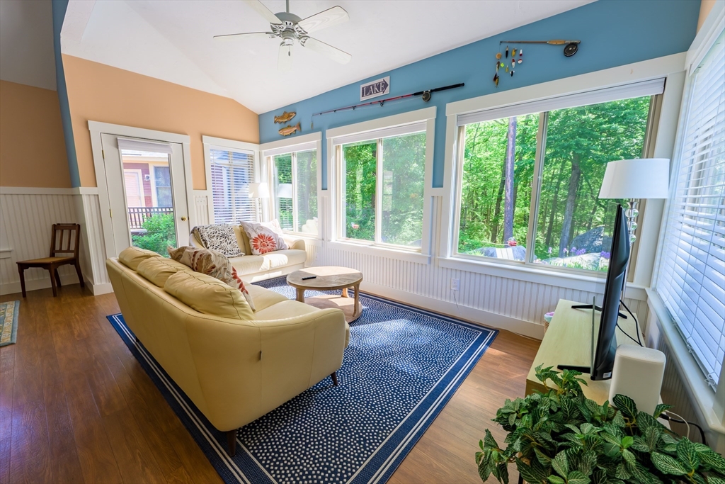 39 Whispering Pines Rd # 39