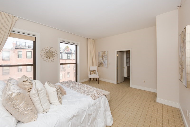201 Newbury St # 309
