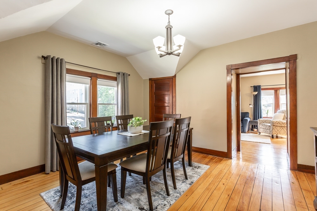 256 Maple St # 3