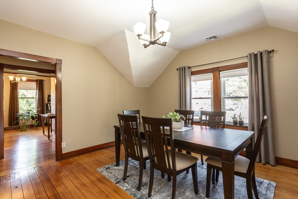 256 Maple St # 3