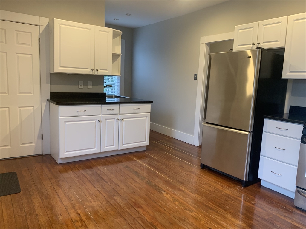 176 Chestnut St # 2