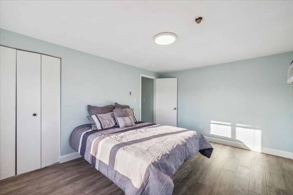 33 Lodgen Ct # 2D
