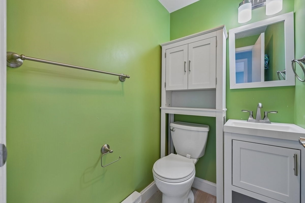 33 Lodgen Ct # 2D