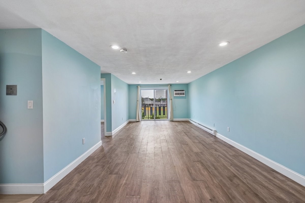 33 Lodgen Ct # 2D