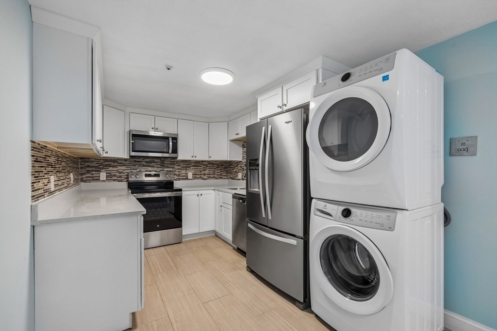 33 Lodgen Ct # 2D