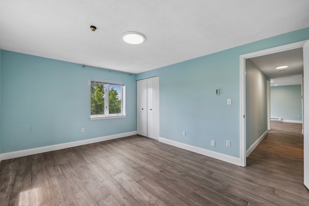 33 Lodgen Ct # 2D