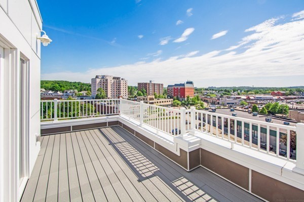 18 Cliveden # 604