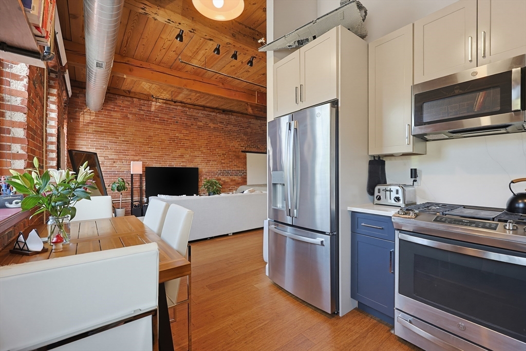 37 Millyard # 209