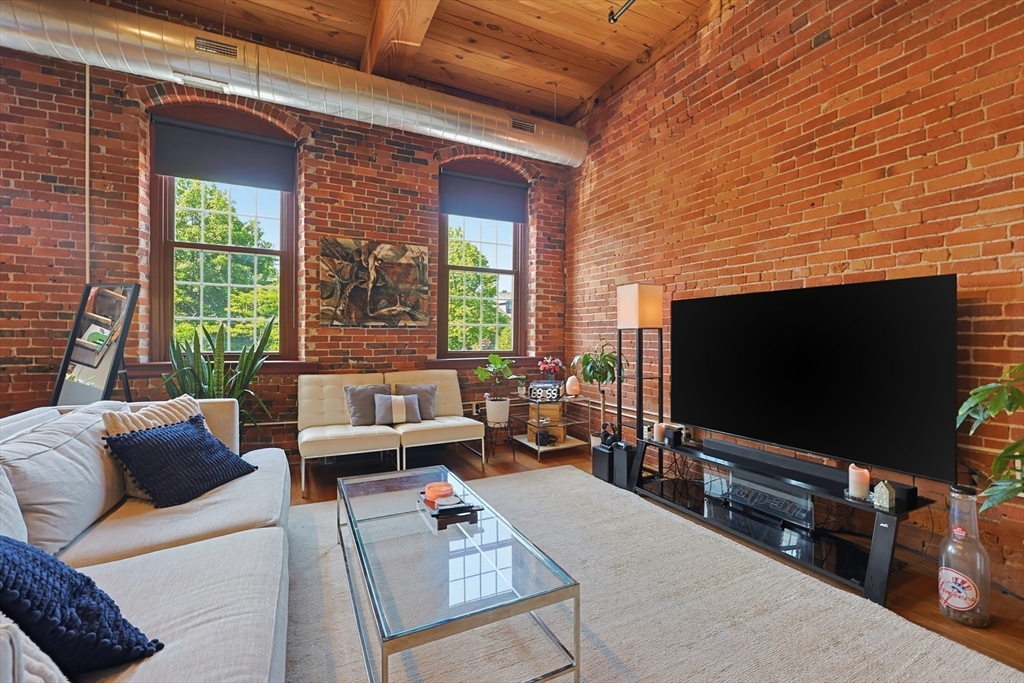 37 Millyard # 209