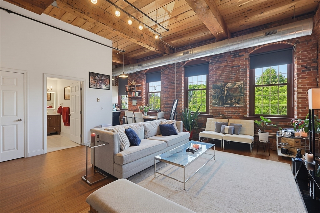 37 Millyard # 209