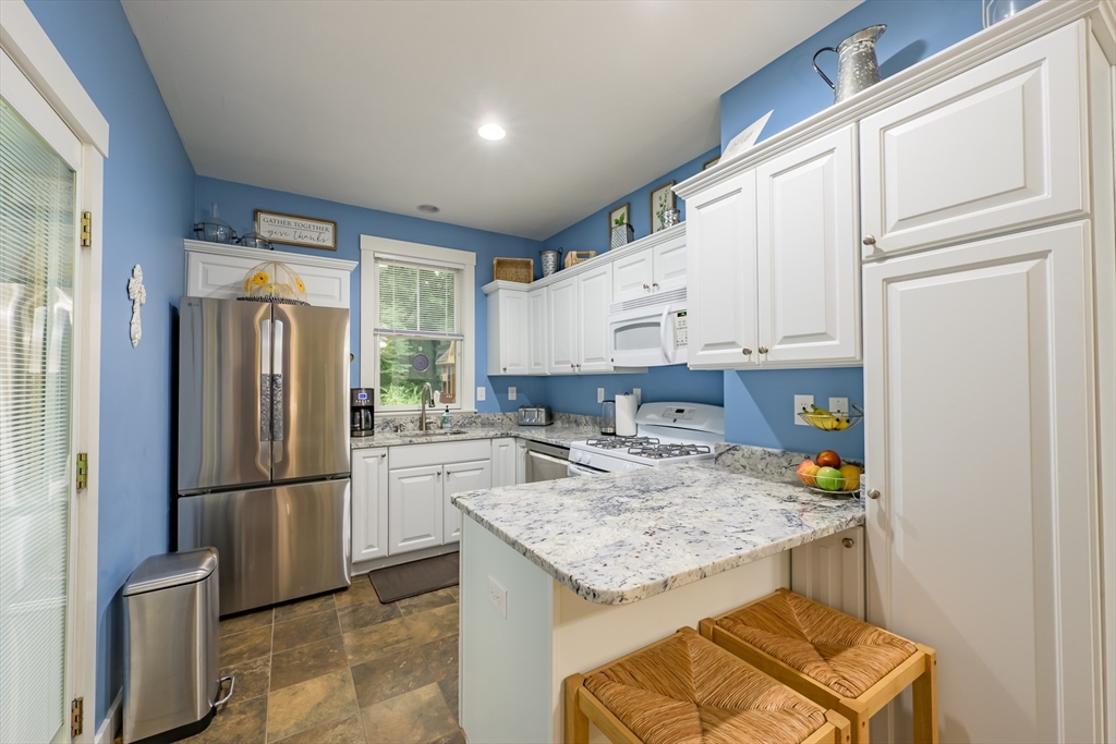38 Whispering Pines Rd # 38