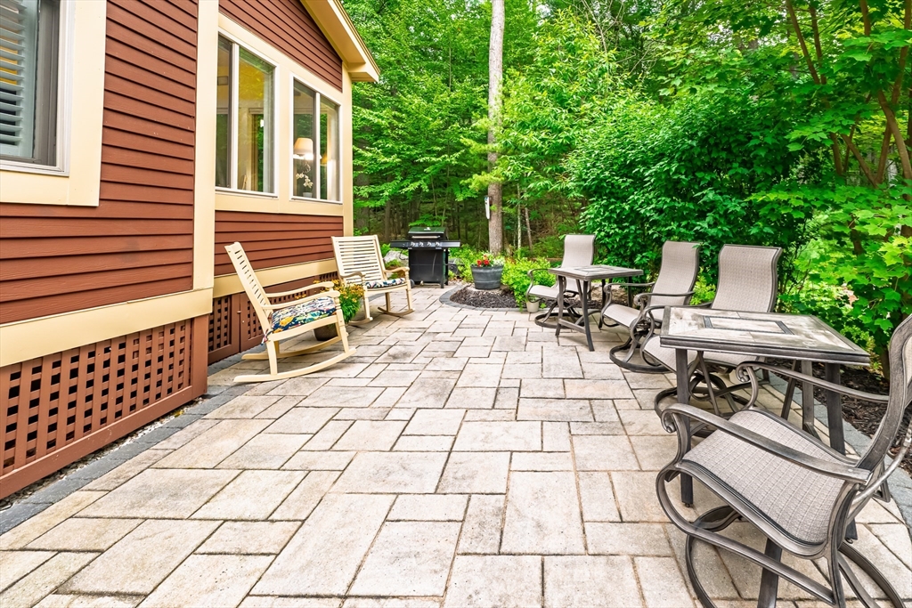 38 Whispering Pines Rd # 38