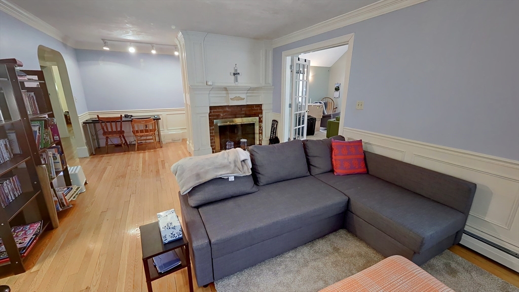 32 Acton Rd