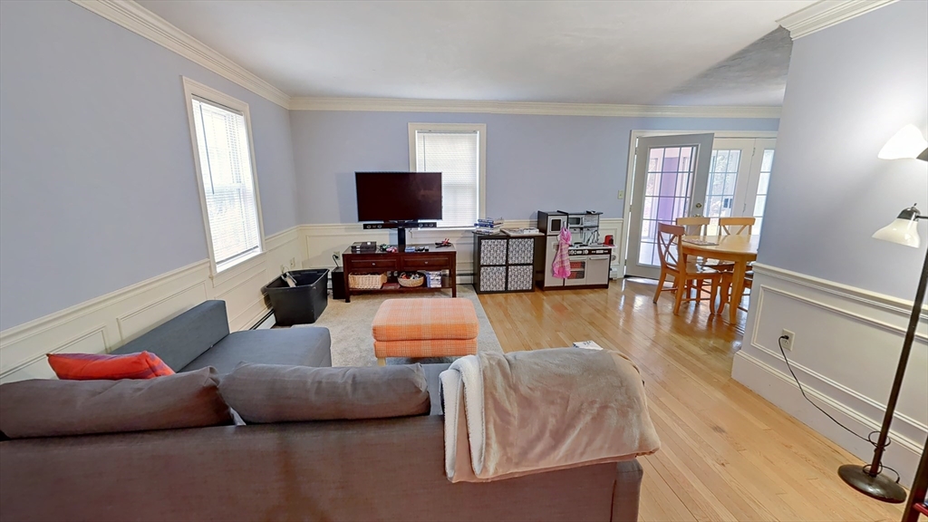 32 Acton Rd