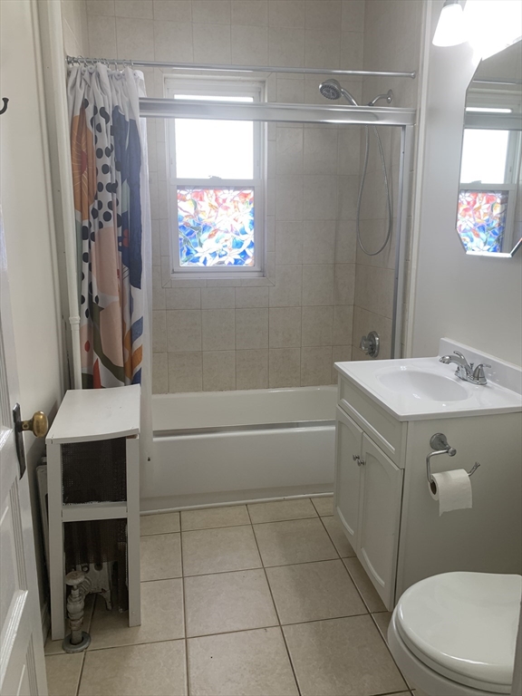 52 Percival St # 1