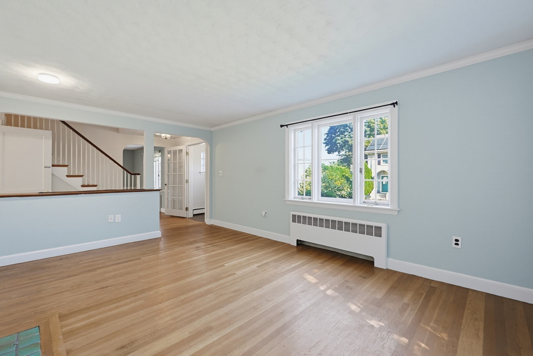 70 Oakdale Rd