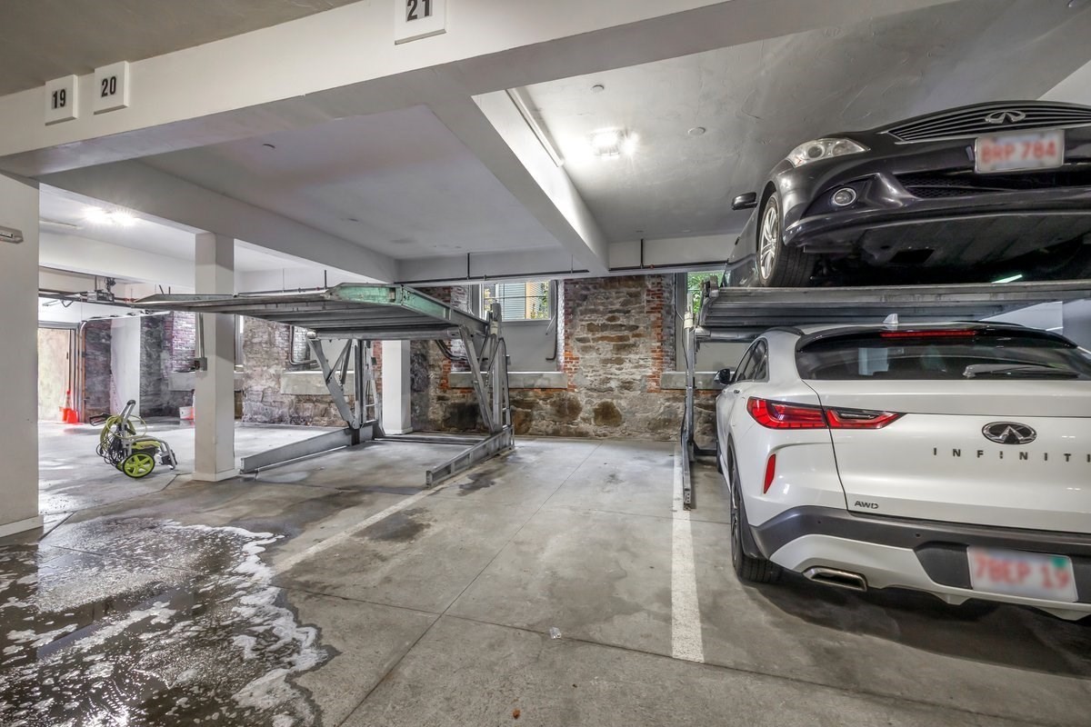 225 Dorchester Street # 27