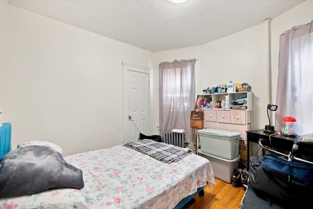 52 Percival St