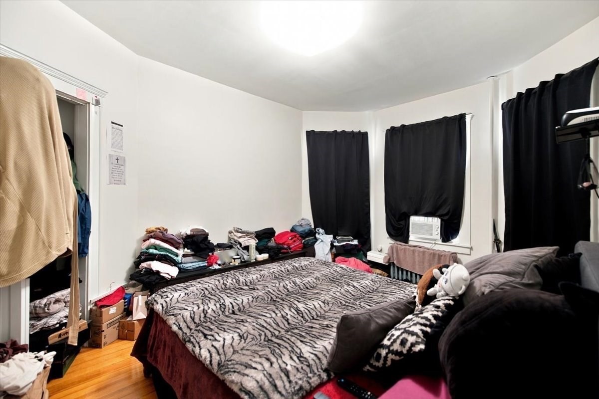 52 Percival St