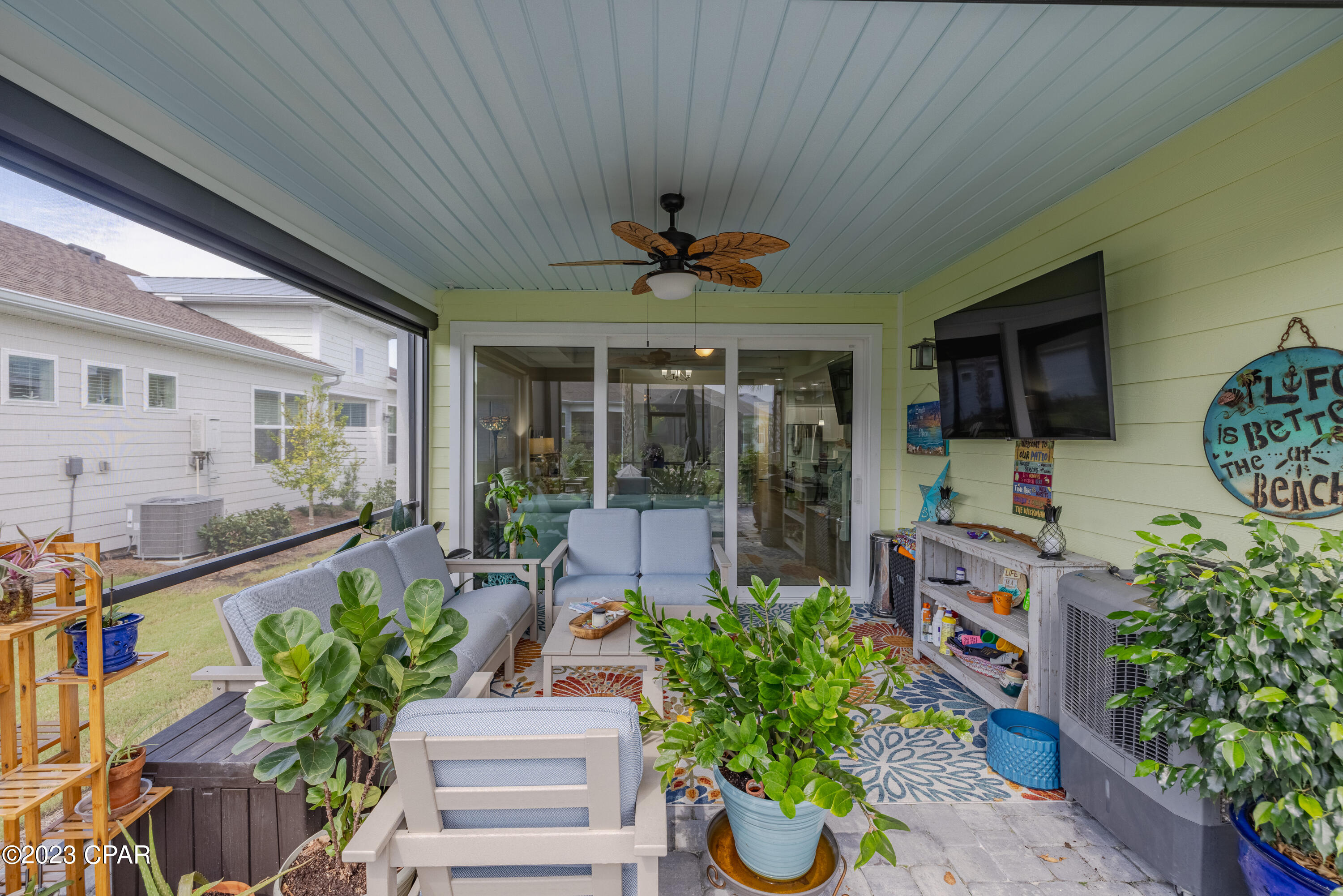 8585 Margaritaville Boulevard