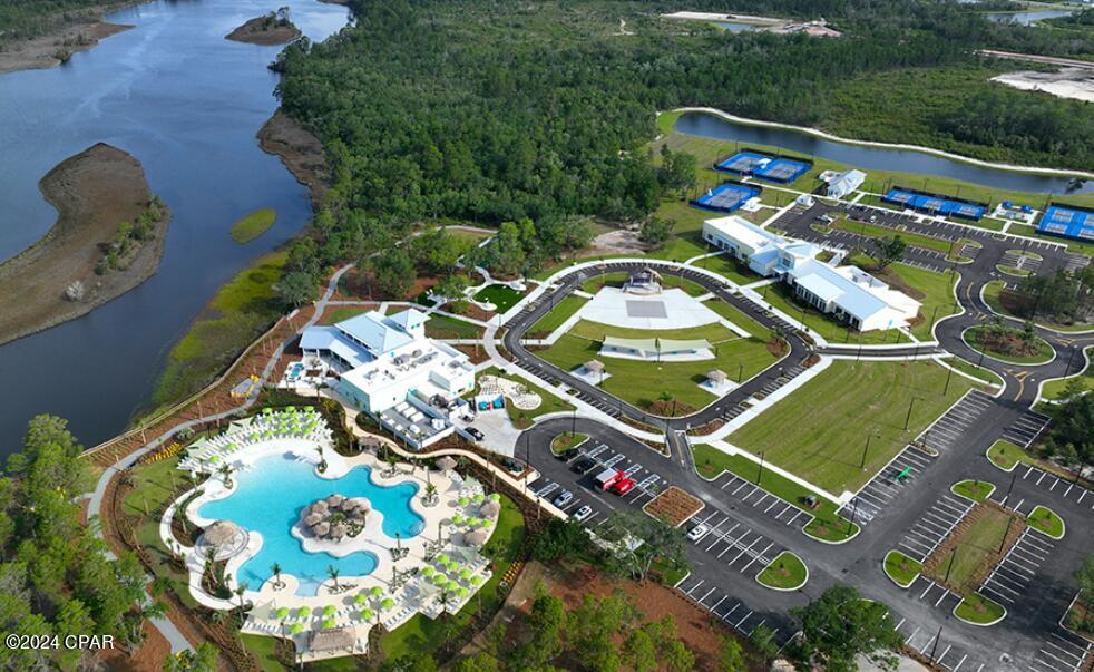 8667 Coral Reef Way
