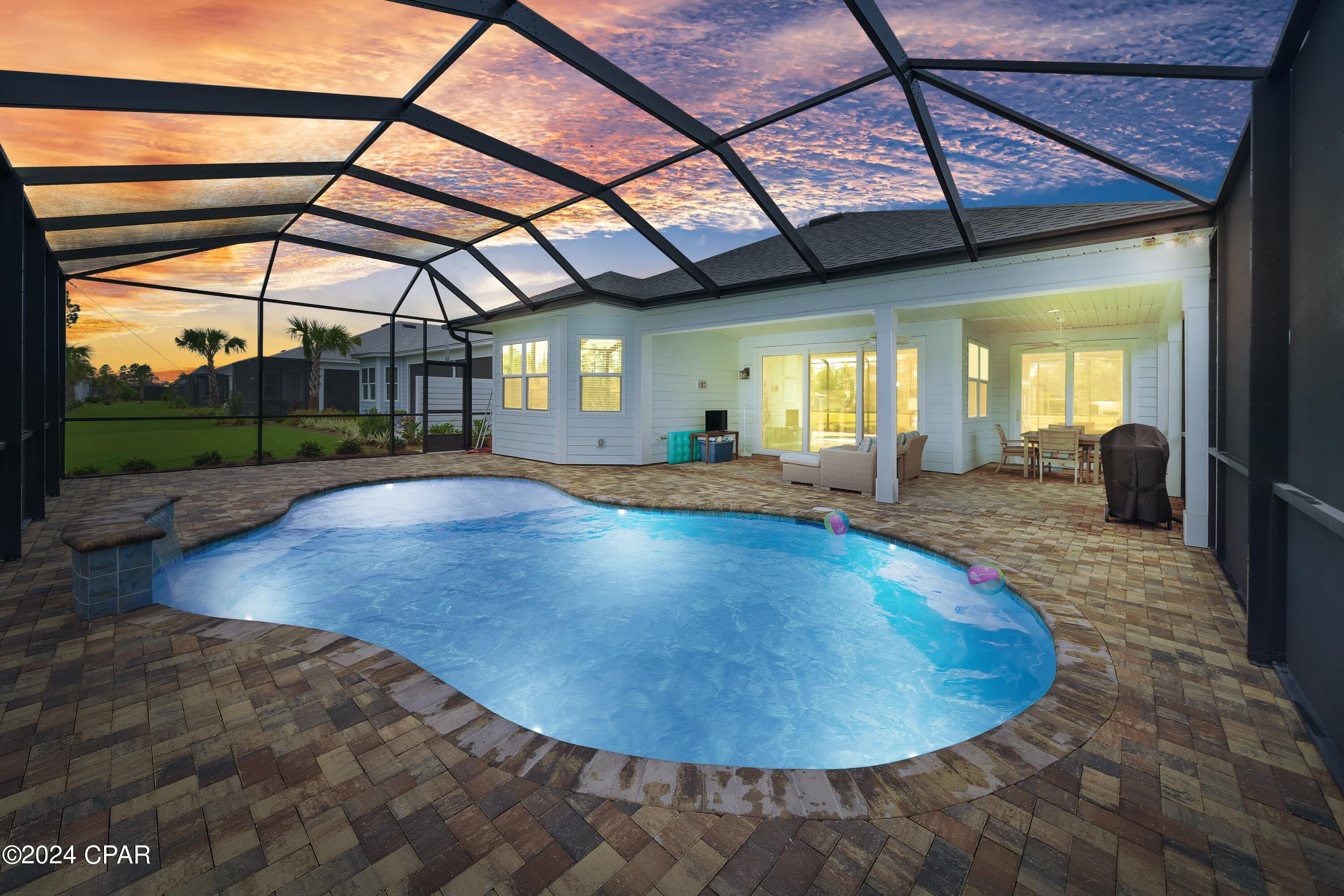 8667 Coral Reef Way