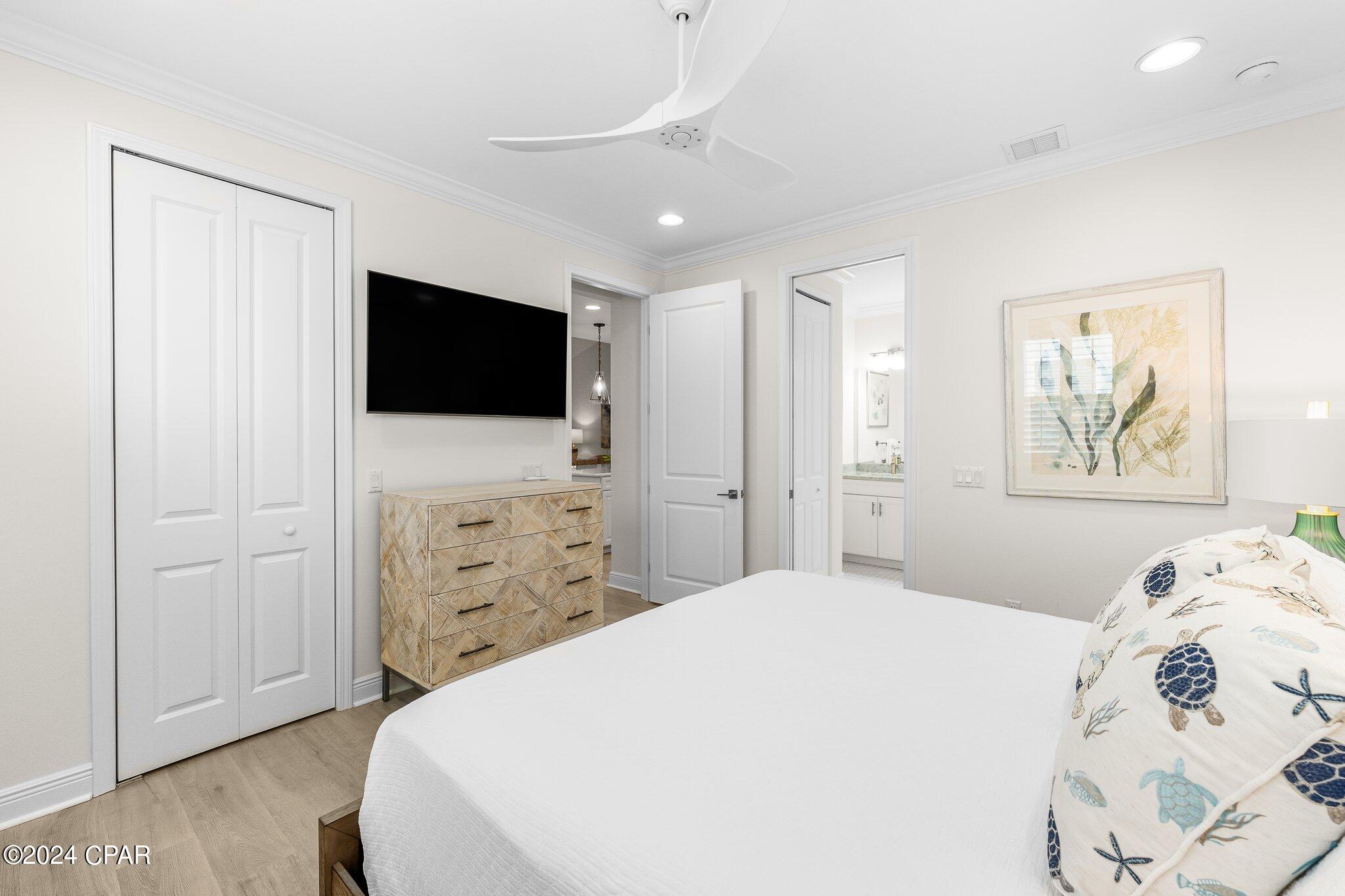 8736 Conch Shell Court