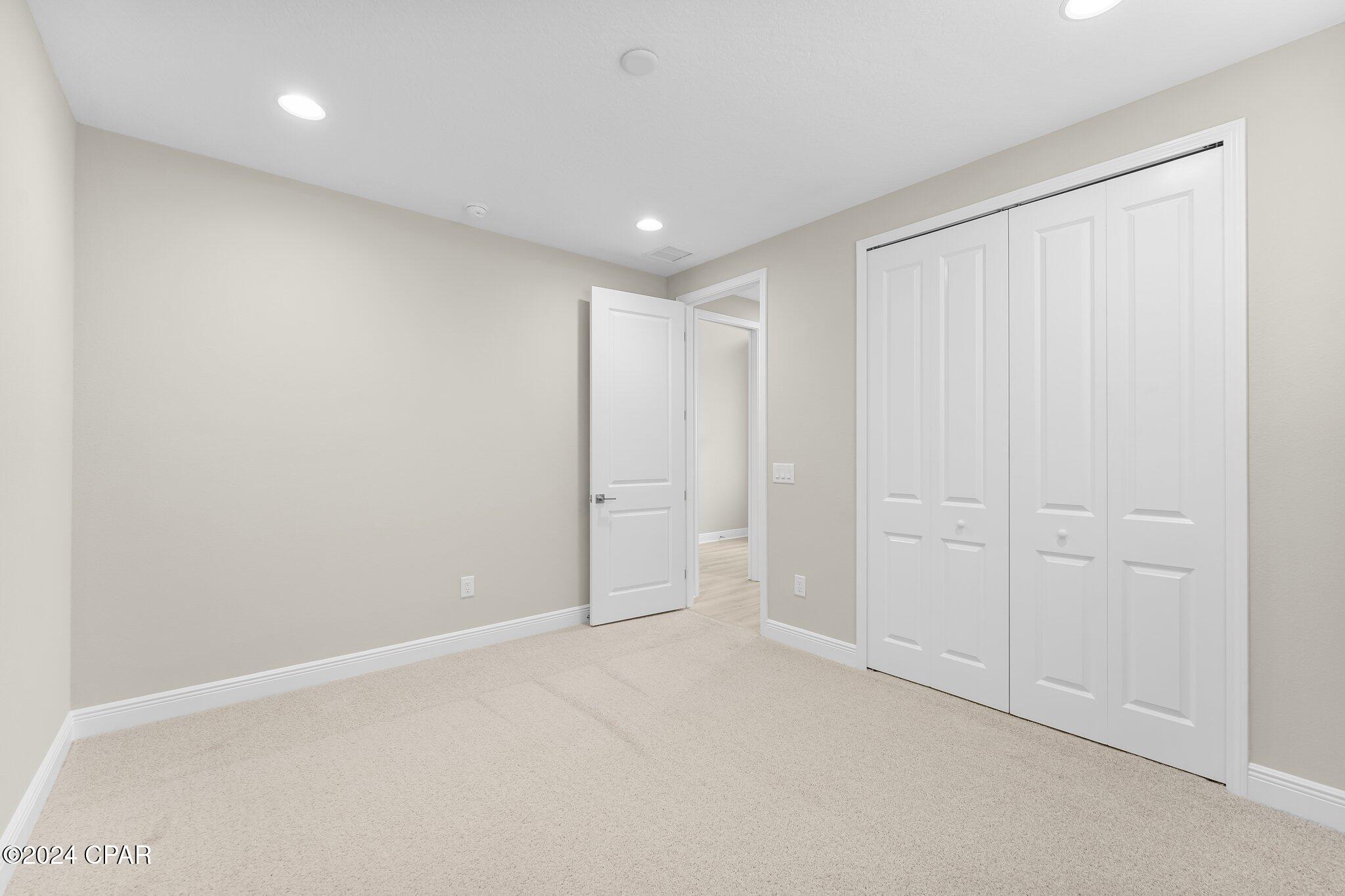 9482 Paradise Drive