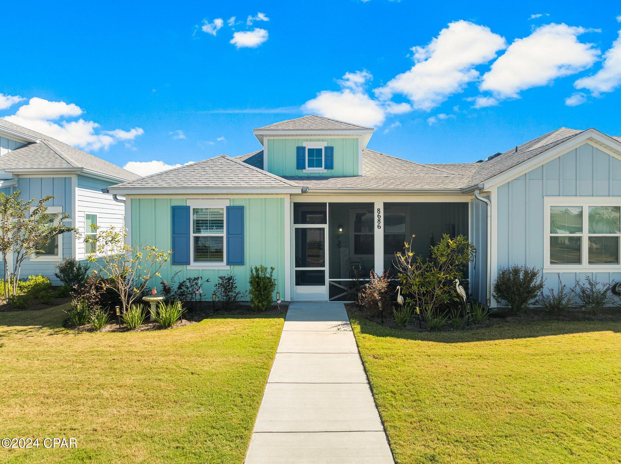 8686 Coral Reef Way