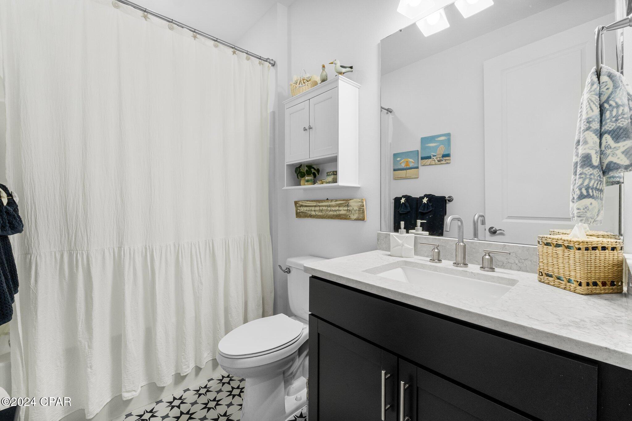 8686 Coral Reef Way