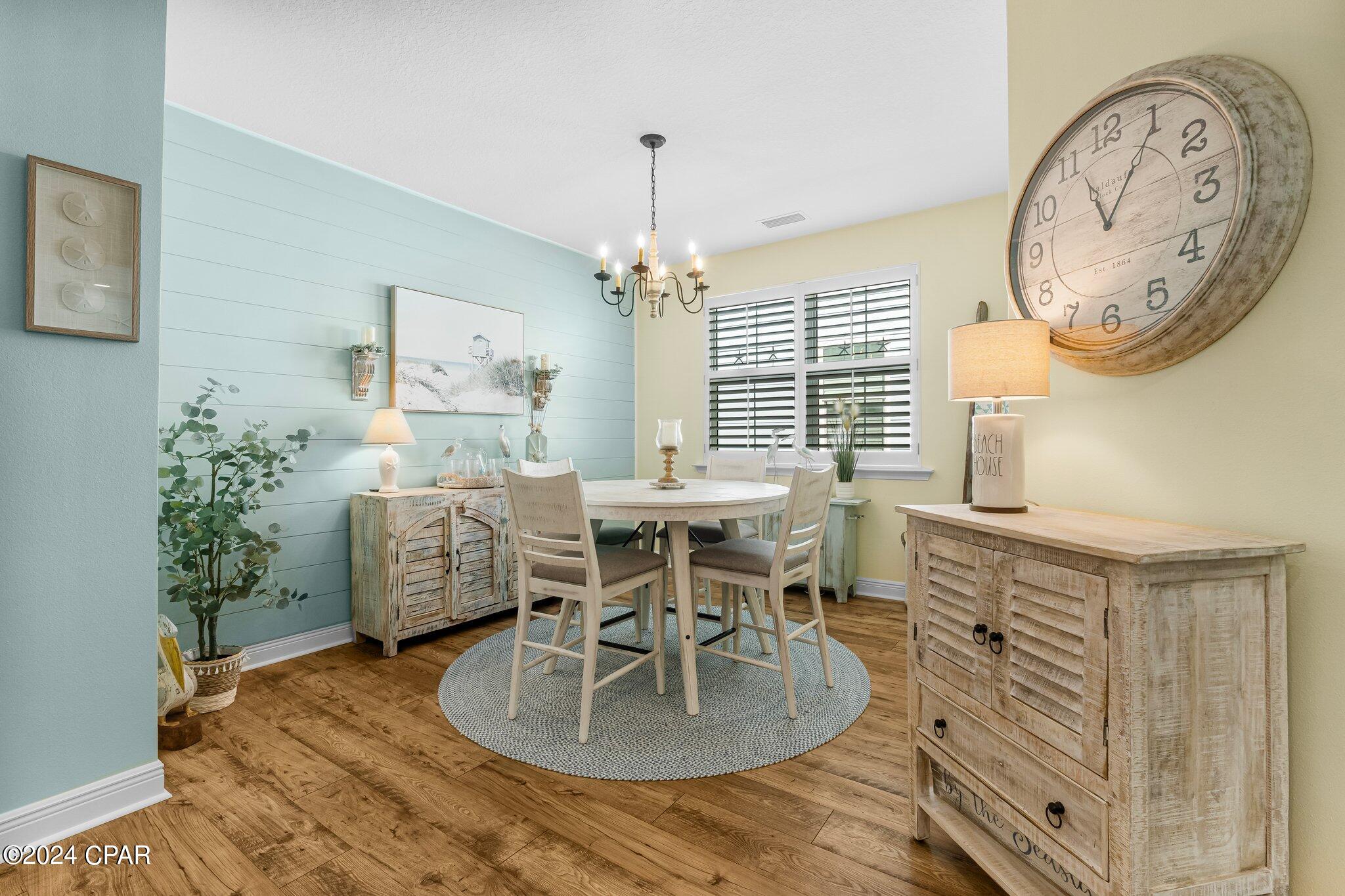 8686 Coral Reef Way