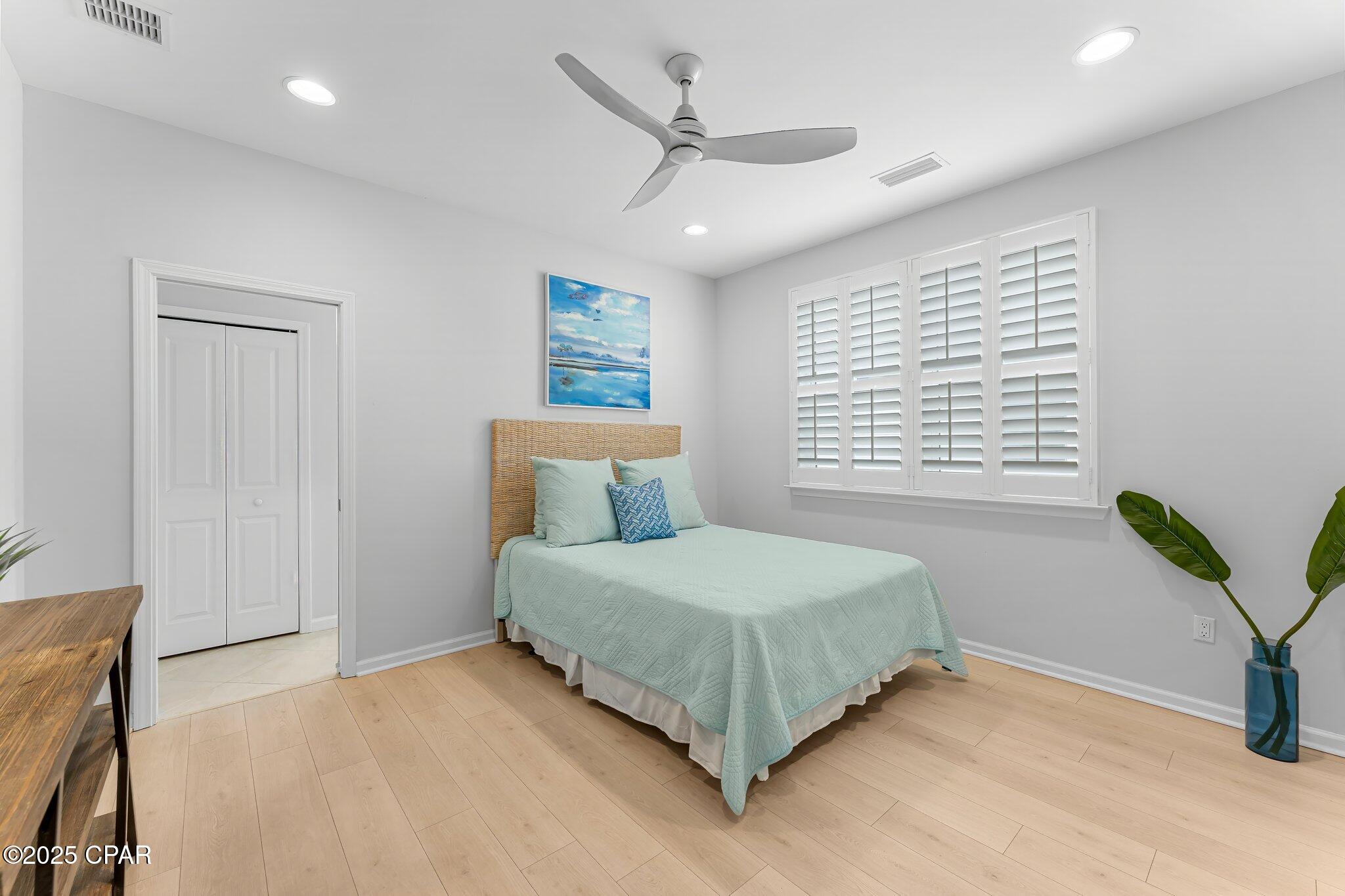 8434 Island Breeze Avenue