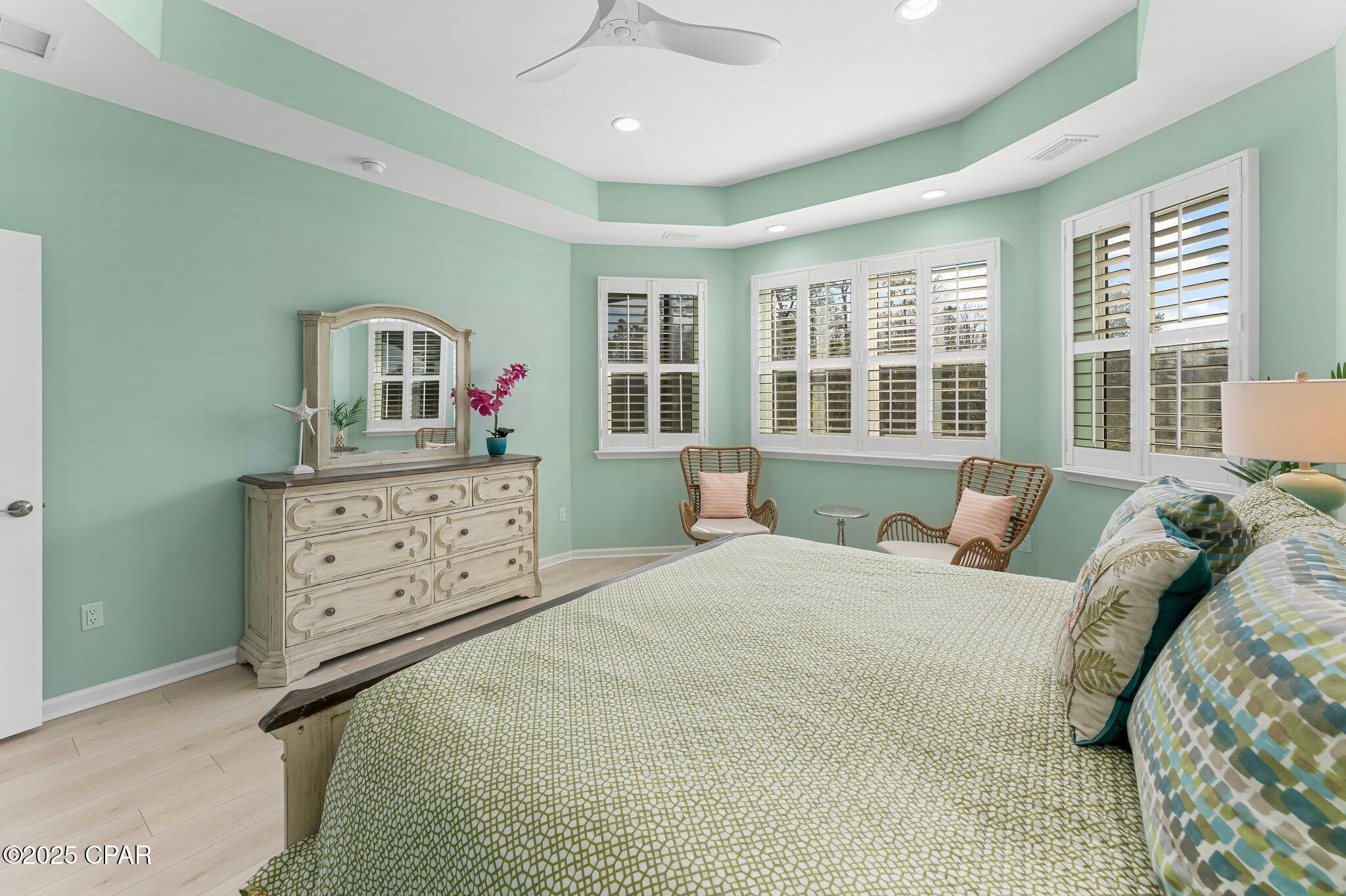 8434 Island Breeze Avenue