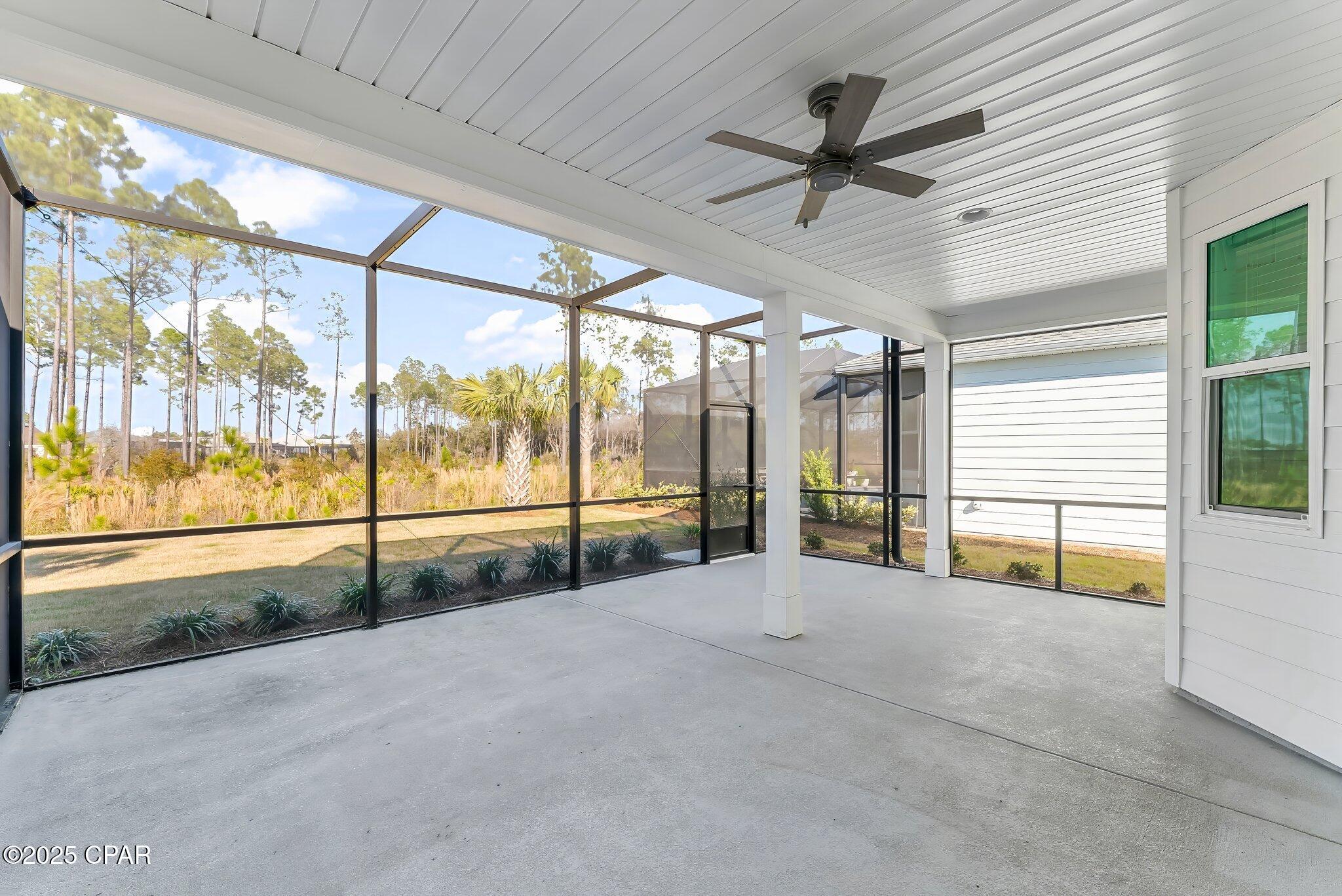 8752 Coral Reef Way
