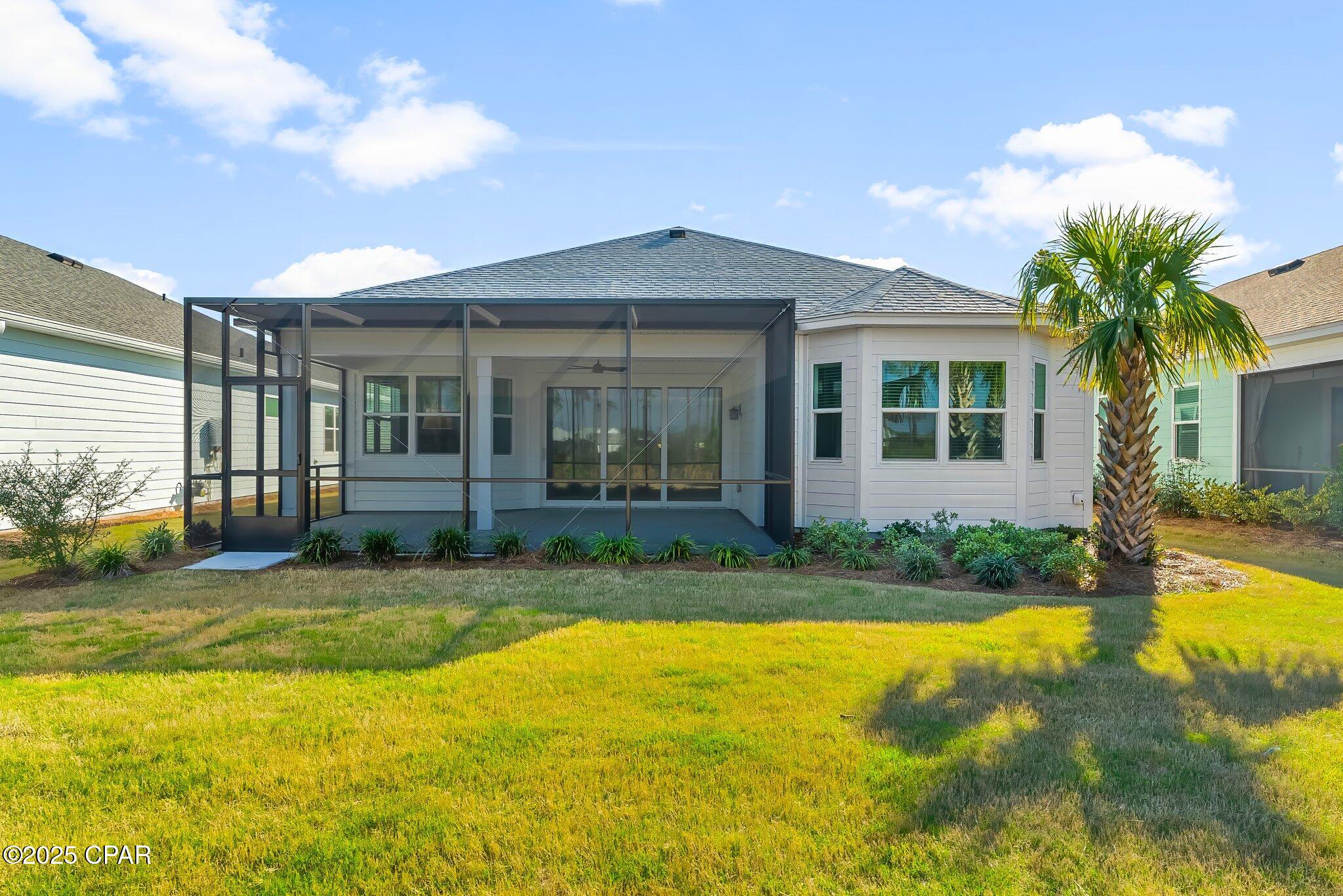 8752 Coral Reef Way