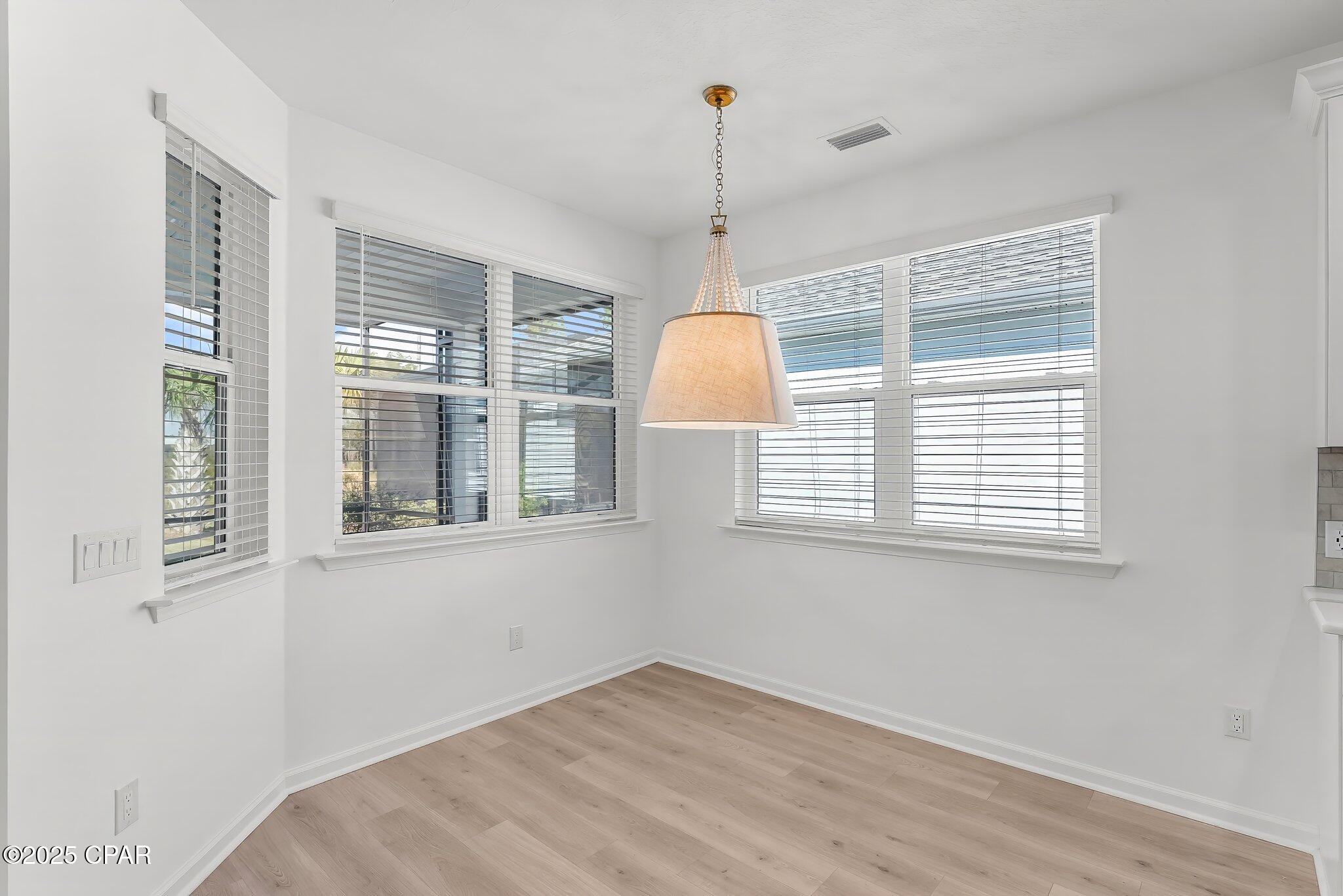 8752 Coral Reef Way