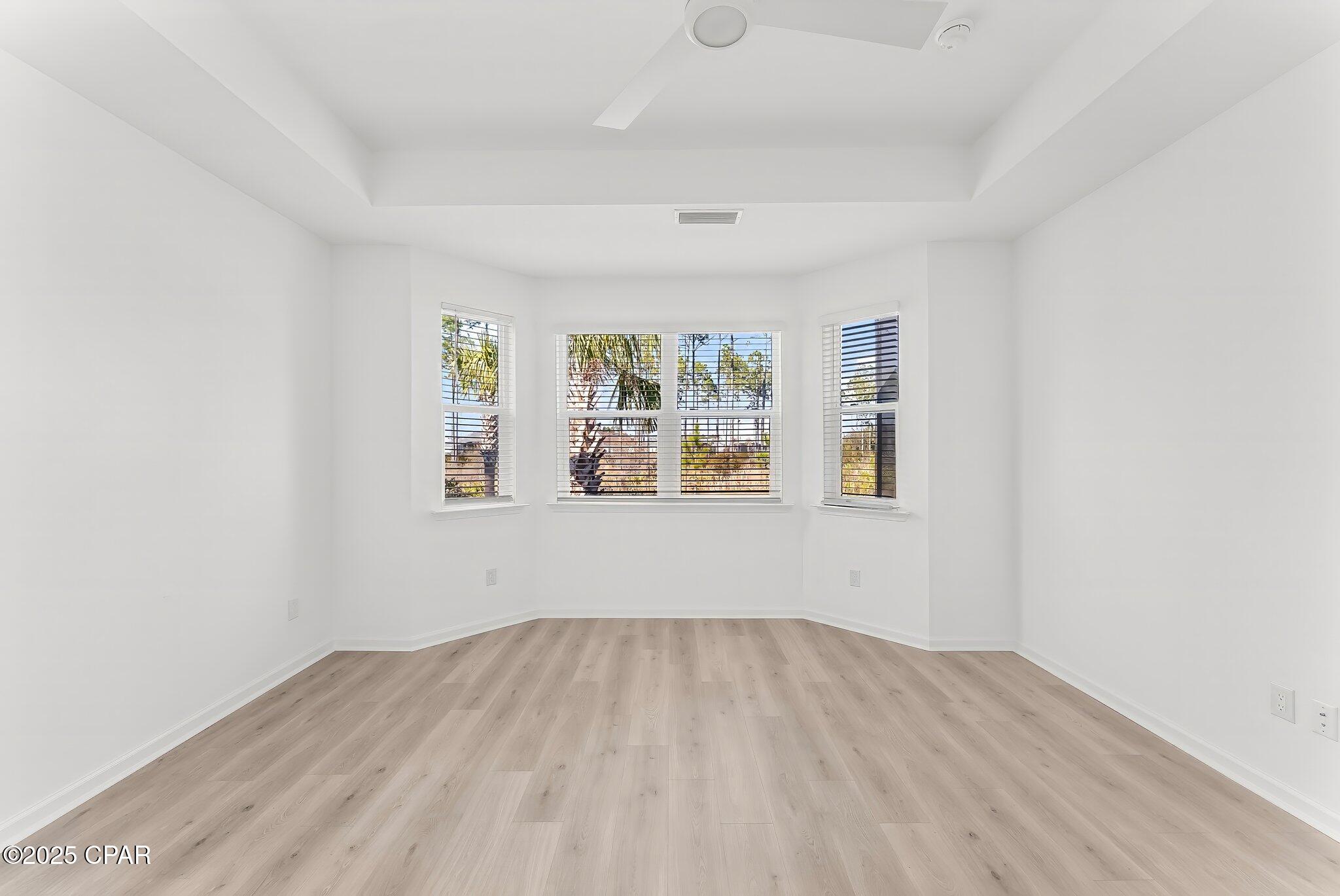 8752 Coral Reef Way