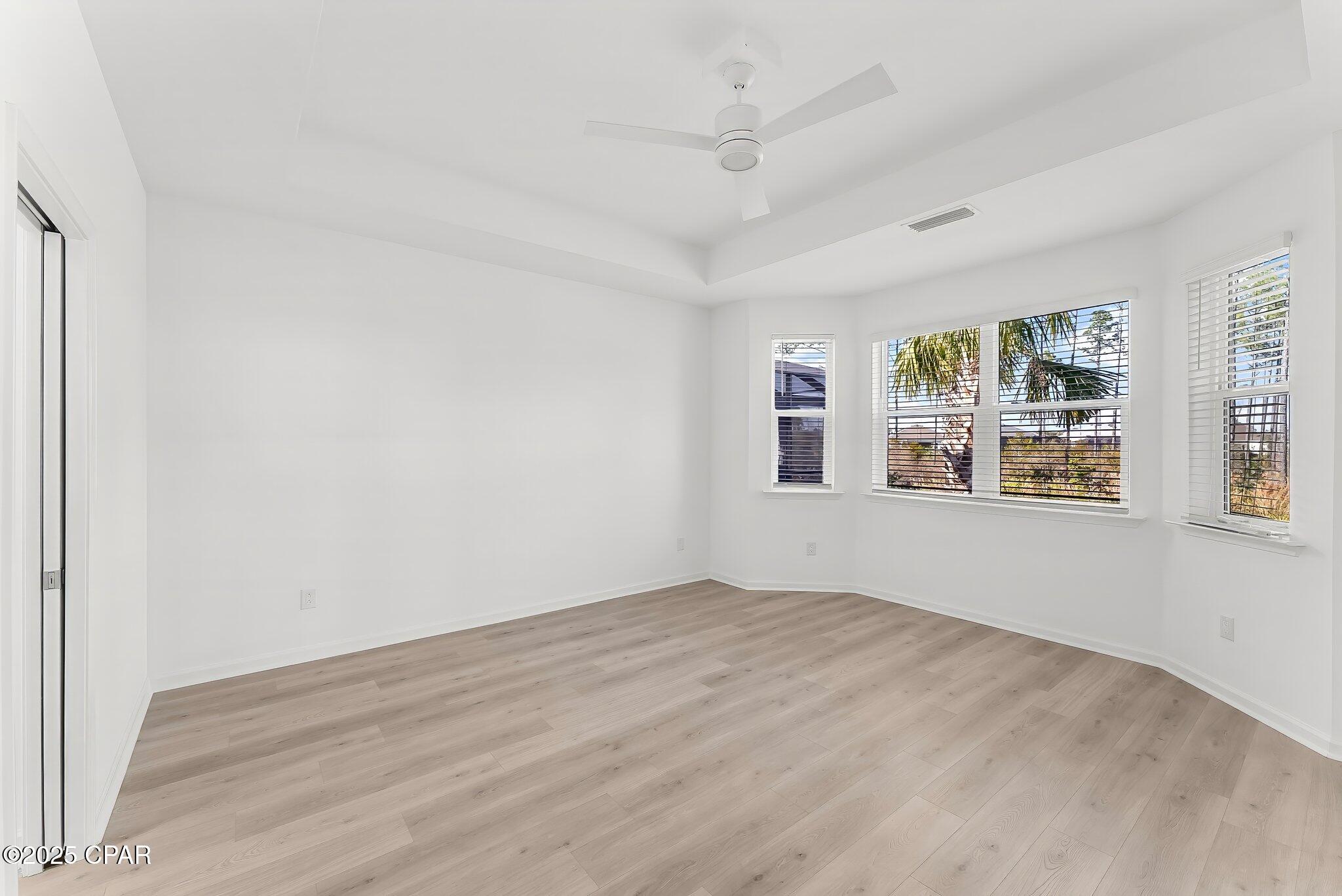 8752 Coral Reef Way