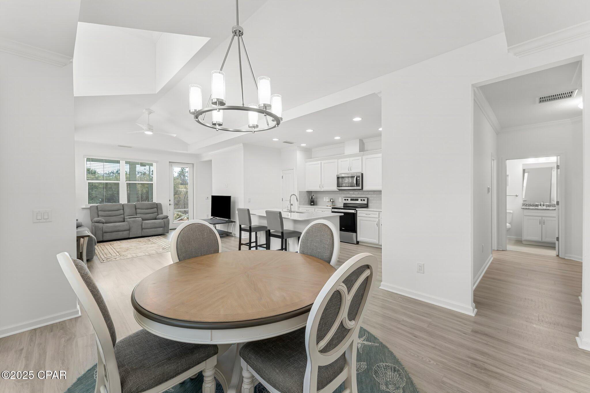 8511 Dreams Float Court