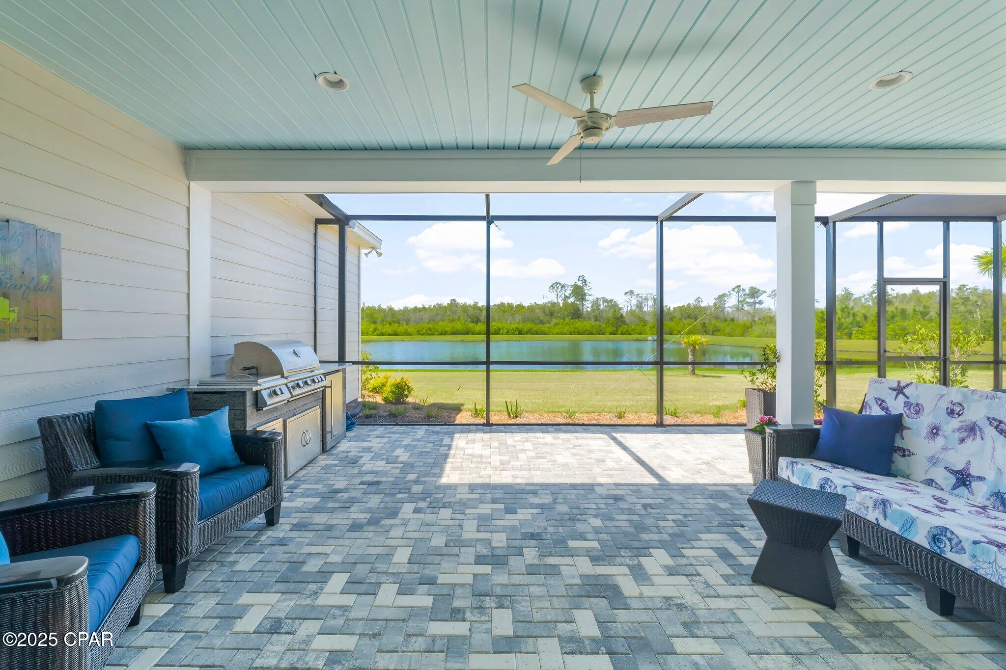 8486 Island Breeze Avenue