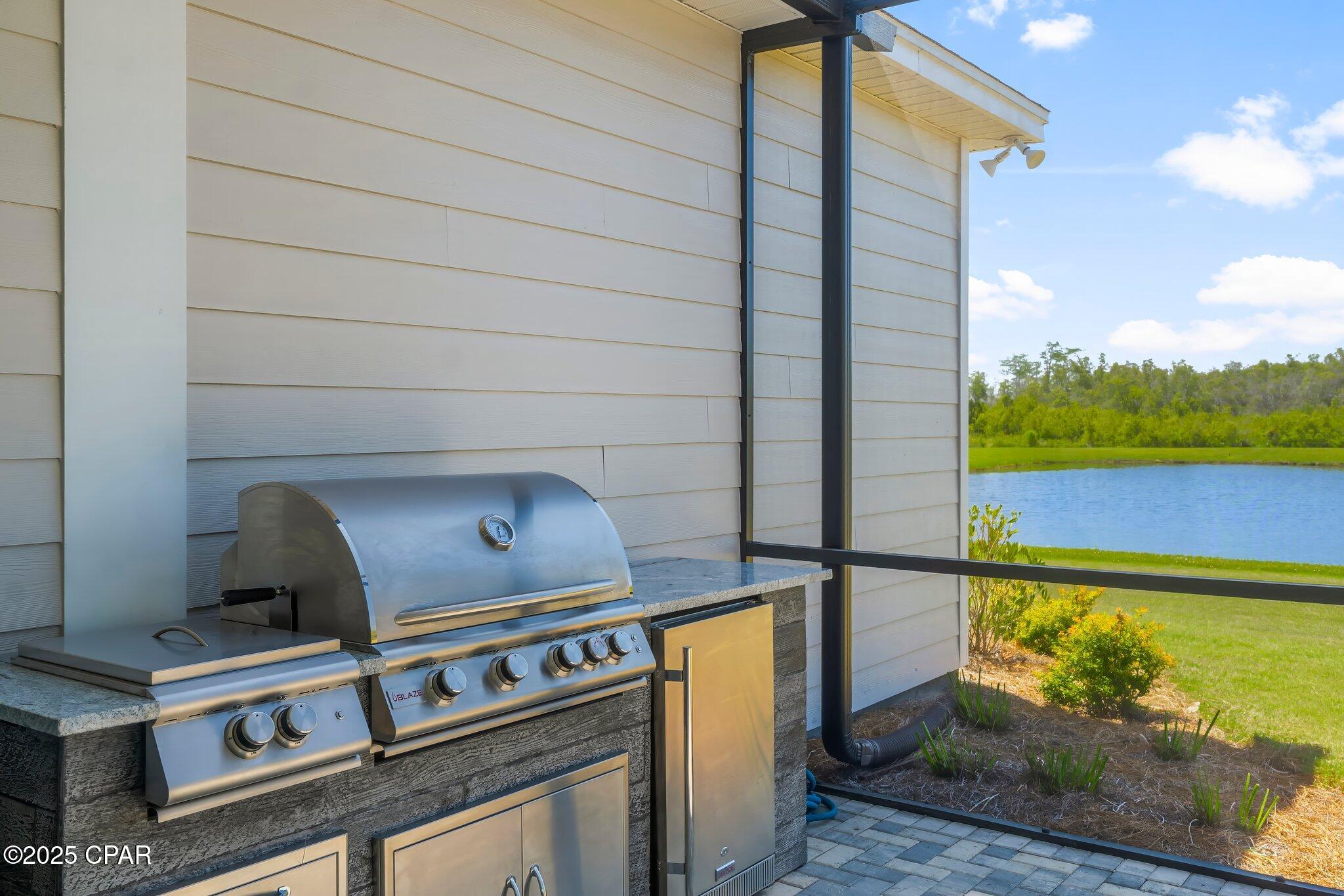 8486 Island Breeze Avenue