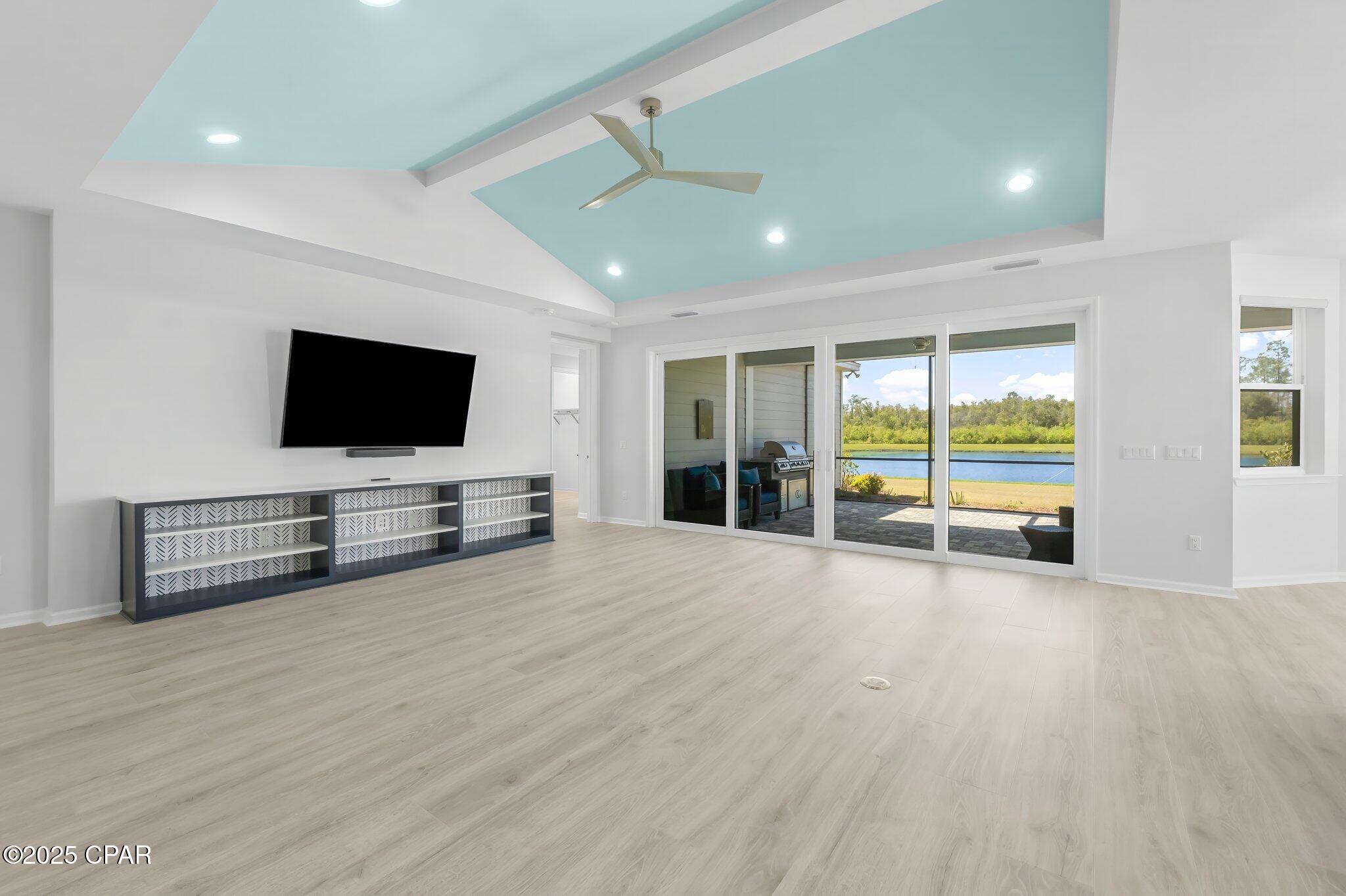 8486 Island Breeze Avenue