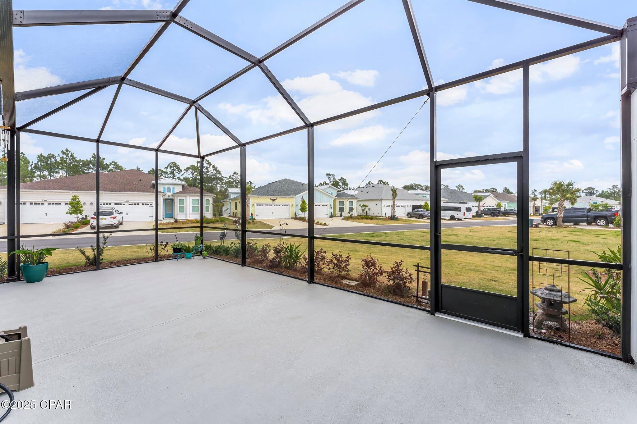 8514 Hammock Lane