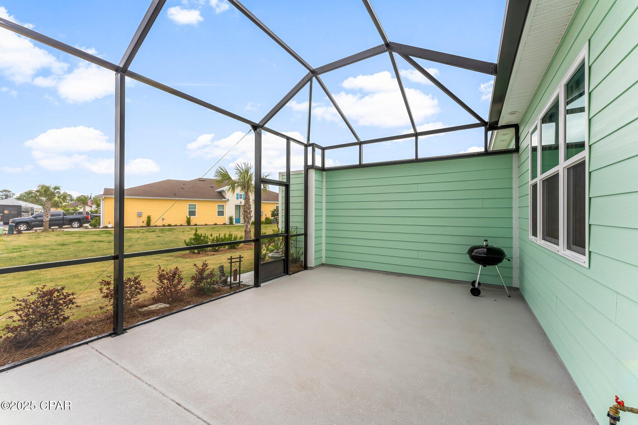 8514 Hammock Lane