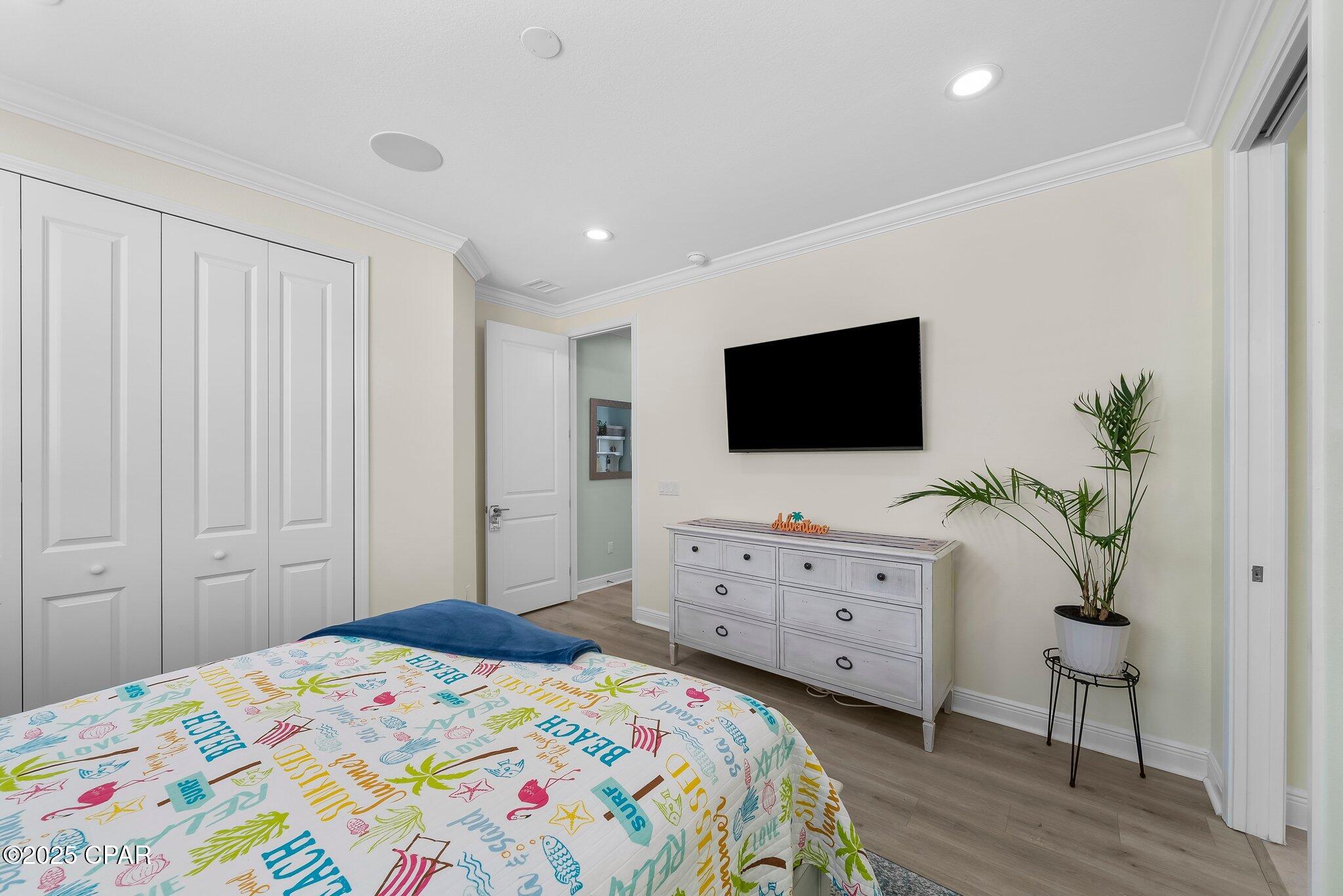 8355 Landshark Boulevard