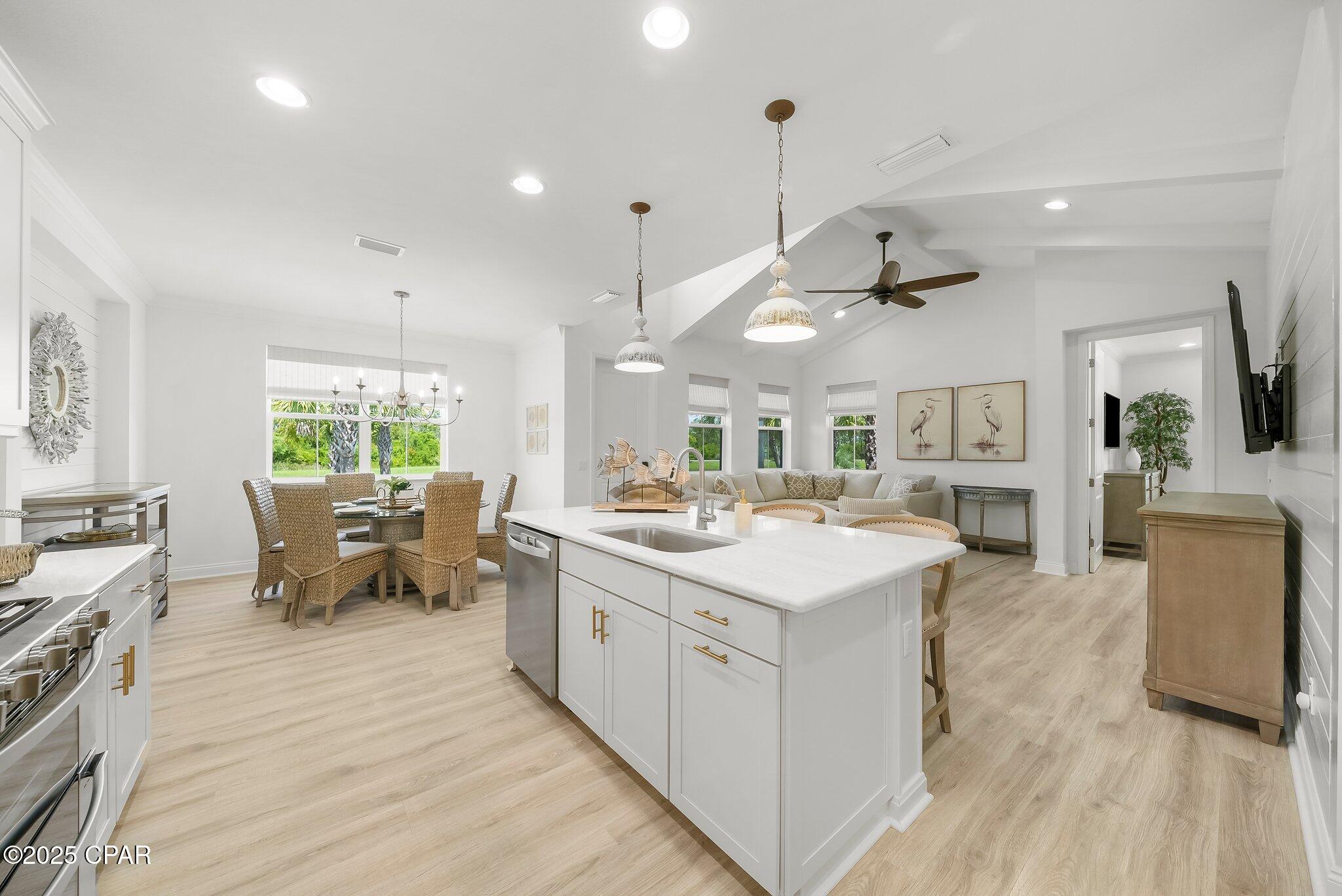 8648 Conch Shell Court