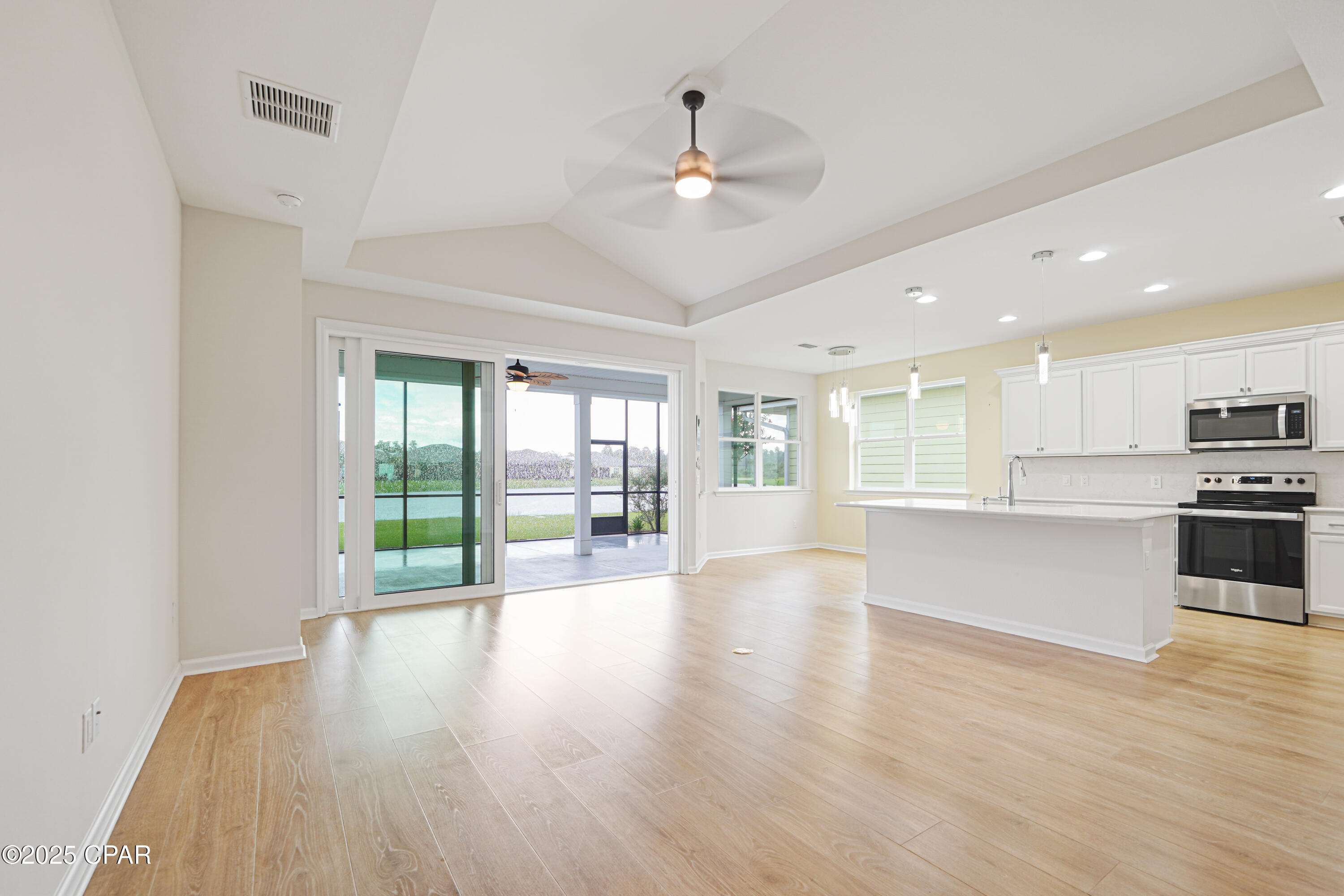 8458 Coral Reef Way