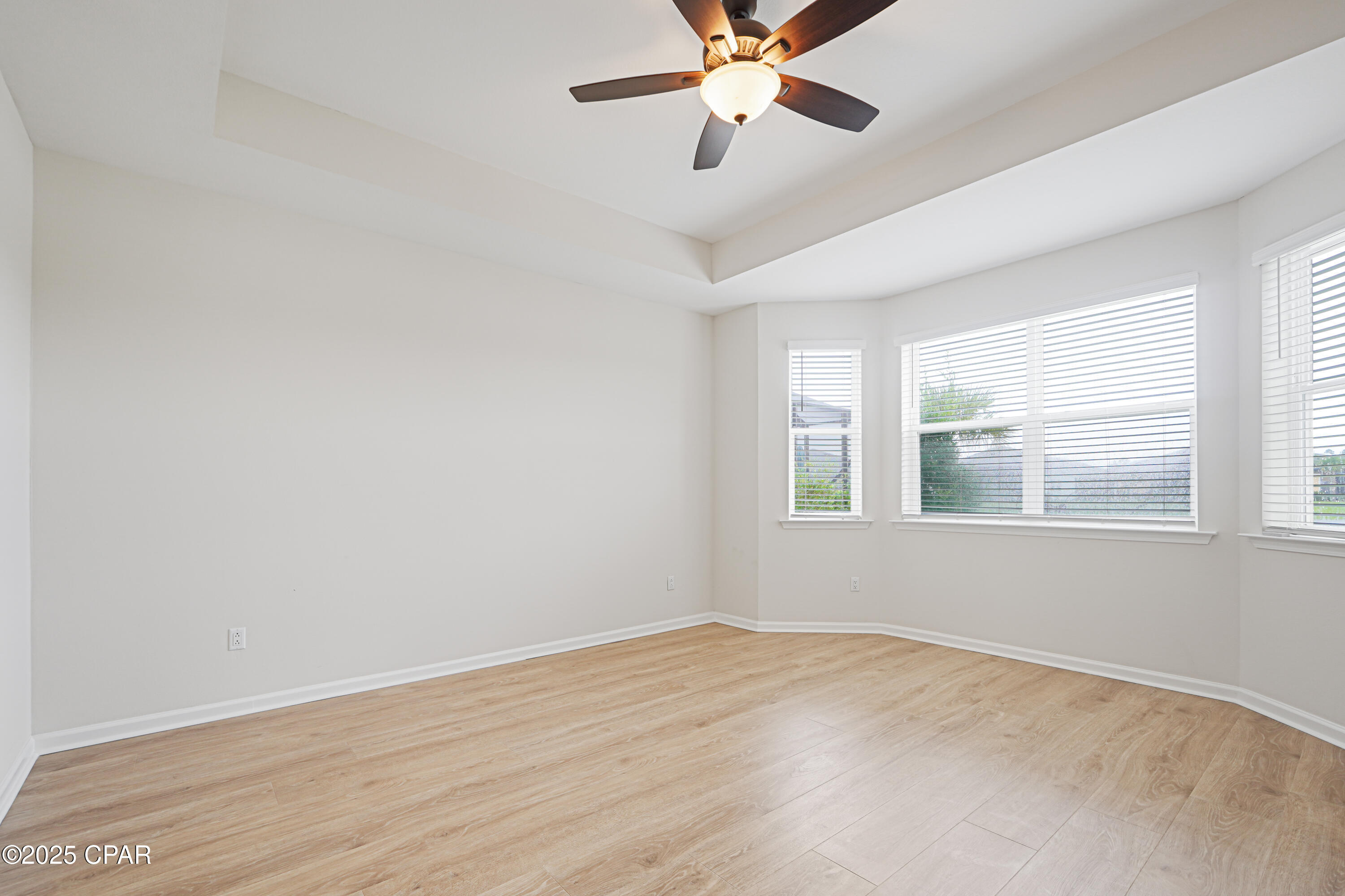 8458 Coral Reef Way