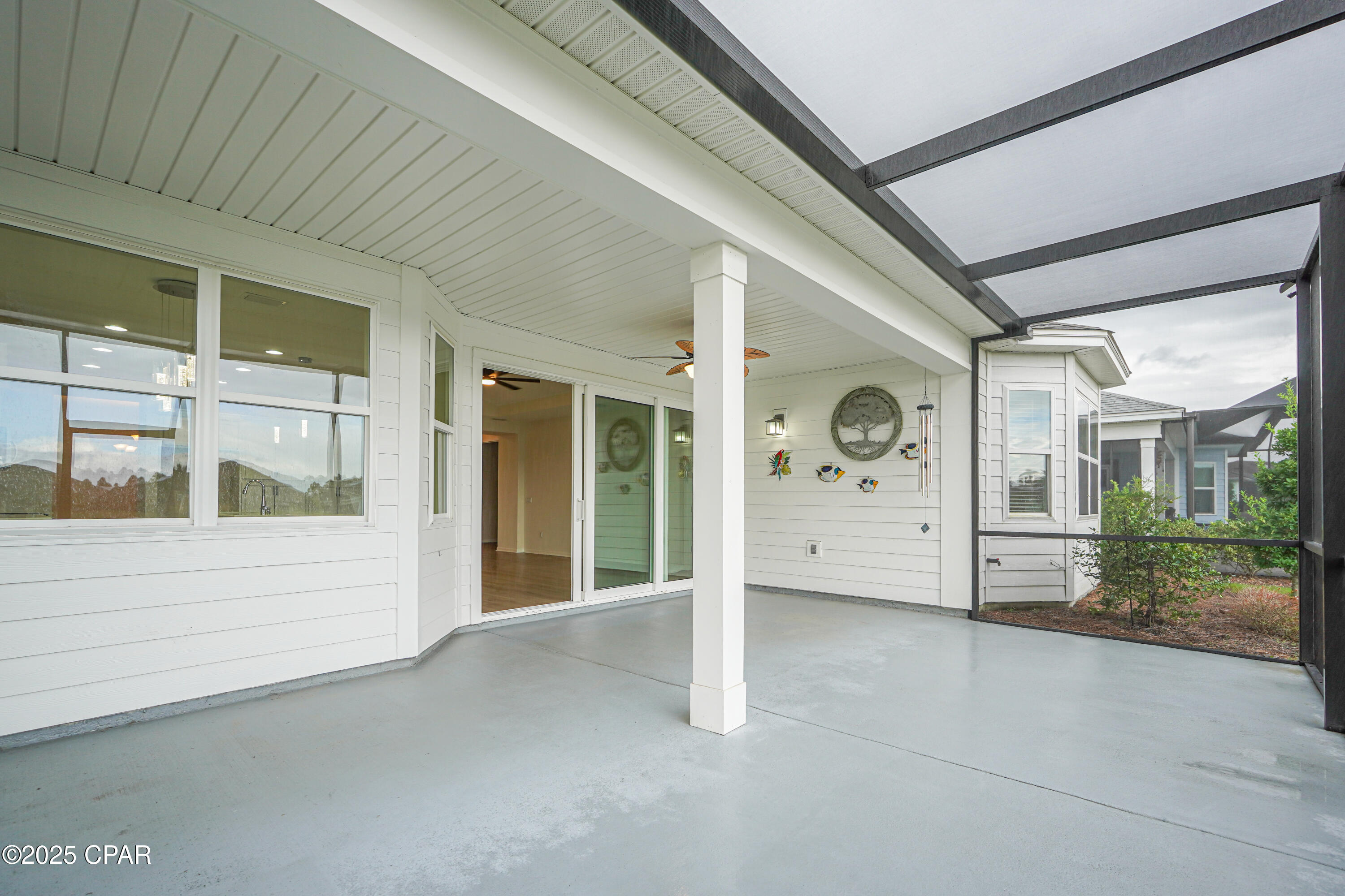 8458 Coral Reef Way